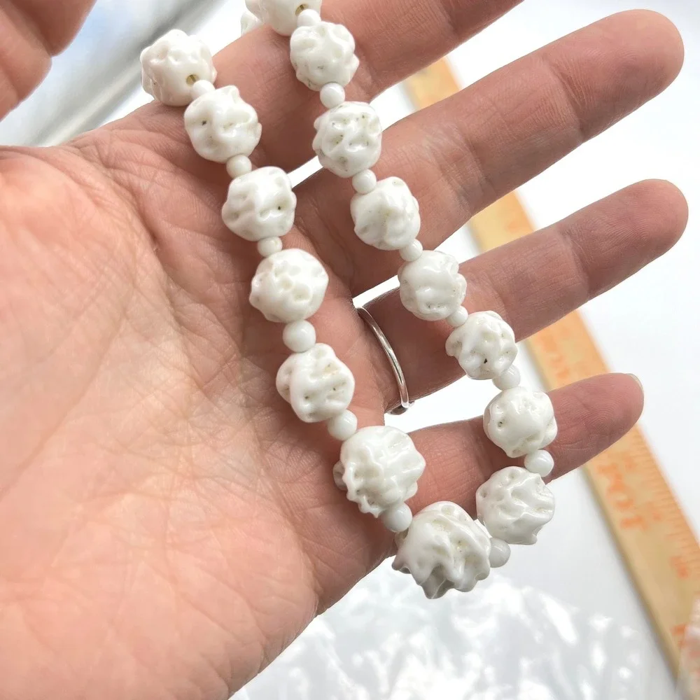 Vintage Carved White Bead‎ Necklace 14 Inch Graduated Gothic Statement